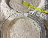 Foto del paso 2 de la receta: Pizza con harina integral de trigo con legumbres (lentejas, garbanzos, porotos y arvejas)