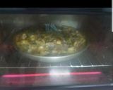 A picture of step 3 of Chicken Tikka pizza.