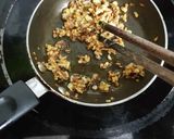 Hình bước làm 2 của món Cá Chép Om Dưa
