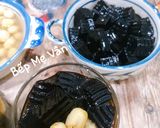 Hình bước làm 3 của món Chè hạt sen sương sáo đen