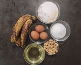 Foto del passaggio 1 della ricetta Plumcake di banane e nocciole