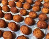 Foto langkah ke 4 dari resep Palm Cheese Cookies.
