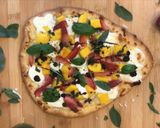 A picture of step 7 of Mango Strawberry Naan Pizza.