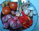 Foto langkah ke 2 dari resep Ayam santan khas banyuwangi...