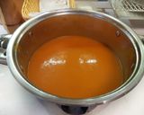Gyömbéres sütőtök krémleves pirított tökmaggal recept fázis 2 fotója