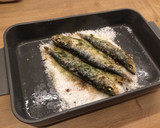 Foto del paso 4 de la receta: Sardinas al horno sin que te apeste la cocina