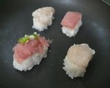 Foto langkah ke 8 dari resep Sushi Negitoro Maki Original Japanese Taste.