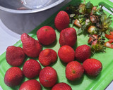 Foto del paso 2 de la receta: Frutillas con crema de queso (para diabéticos)
