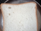 બ્રેડ પીઝા(bread pizza recipe in Gujarati)