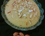 A picture of step 4 of Suji ka halwa.