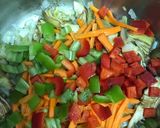 Foto del paso 2 de la receta: Verduritas multi-usos...hoy para la merluza