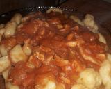 Foto del paso 4 de la receta Ñoquis caseros con salsa. Ambas recetas