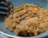 A picture of step 5 of Urad dal pinni.