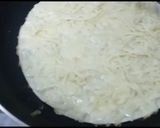 A picture of step 3 of Tortilla cheesy Toasties.