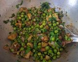 A picture of step 5 of 15-Minute Green Pea Ghugni.