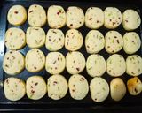 A picture of step 5 of Cranberry Pistachio Cookies.