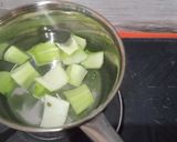 Foto langkah ke 2 dari resep Sayur Bening Pokcoy.