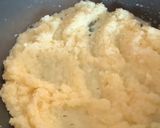 A picture of step 2 of Coconut laddu.