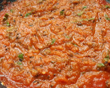 Foto del paso 7 de la receta: Macarrones con salsa de sardinas en salazón, aceitunas negras y alcaparras