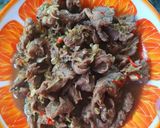 Hình bước làm 2 của món Bò xào sả ớt