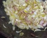 A picture of step 3 of Chinese noodles.