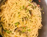 Foto del paso 3 de la receta: Bucatini con Salsa de Champiñones...Fácil, Rápidos y Rico!
