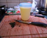 Tárkonyos karalábéleves húsgombóccal recept fázis 2 fotója