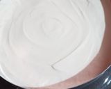 صورة لخطوة 4 من وصفة تشيز كيك الكراميل caramel cheesecake