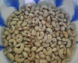 Foto langkah ke 1 dari resep Kacang Mede Bawang.