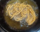 તીખા ગાંઠિયા (Tikha Ganthia Recipe In Gujarati) રેસીપી સ્ટેપ3ફોટો