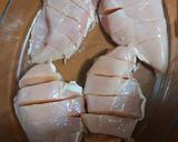 A picture of step 1 of Chicken Breast with Cheese and Tomato.