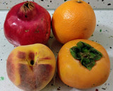 Foto del paso 1 de la receta: Brochetas de frutas naranjas