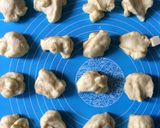 Foto langkah ke 4 dari resep Roti Manis Tanpa Ulen.