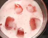 A picture of step 4 of Orange-Pomegranat Cooler.