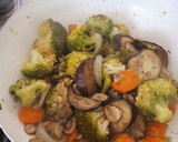 Foto del paso 3 de la receta: Vegetales salteados