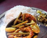 সজনে ডাঁটা দিয়ে মাছের ঝোল(Sojhne data diye macher jhol recipe in Bengali) রেসিপি ধাপ - 5 ছবি