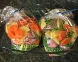 Csirkecombok, zöldségekkel sütőzacskóban sütve 🍗🥔🥕 recept fázis 1 fotója