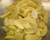 Foto del passaggio 1 della ricetta Puntine di maiale con patate aromatizzate al forno