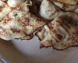 A picture of step 3 of Apple crêpes🥠🍎.