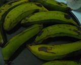 A picture of step 1 of Banana stew.