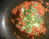 முட்டை கொத்து சப்பாத்தி ரெசிபி ஸ்டேப் 5 புகைப்படம்