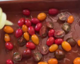 Foto del paso 1 de la receta: Huevos al horno con tomates cherry