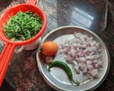 A picture of step 1 of Karele ke chilke sbzi (bittergourd peel veg).