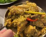 A picture of step 7 of Vietnamese Chicken Lemongrass | Gà Kho Sả Ớt.