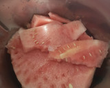 Foto del paso 1 de la receta: Zumo de sandía y lima 🍉🍋