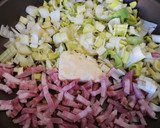 Foto del paso 1 de la receta: Flan de puerros, bacon🥓, cabra 🐐