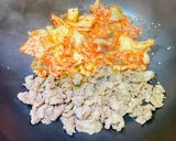 麻油泡菜豆腐（冷壓初榨-台灣小農黑芝麻油）的食譜步驟2照片