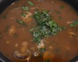 Foto del paso 7 de la receta: Pechuga de pollo en salsa de champiñones