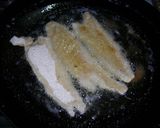 Foto del paso 2 de la receta: Merluza frita al disco de arado