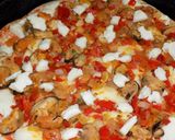 Foto del paso 10 de la receta: Pizza de los enamorados con mejillones y caviar